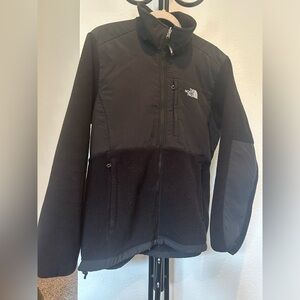 The North Face Women's Retro Denali Jacket